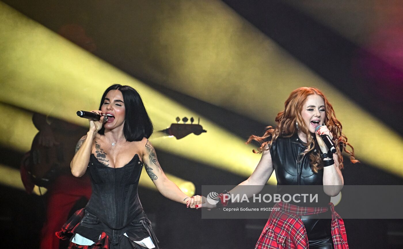 Концерт группы t.A.T.u. в Москве