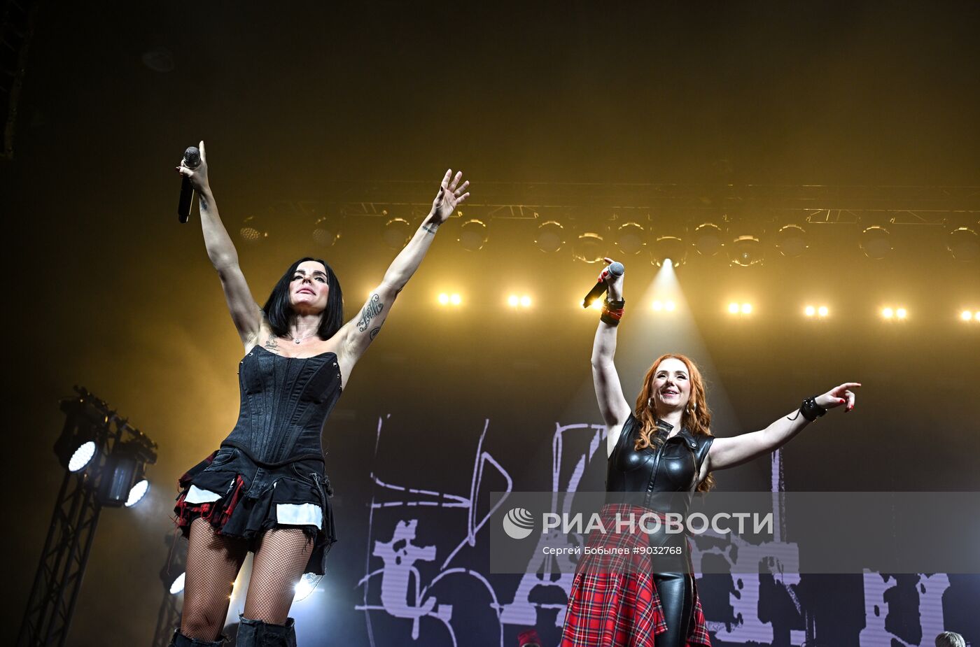 Концерт группы t.A.T.u. в Москве