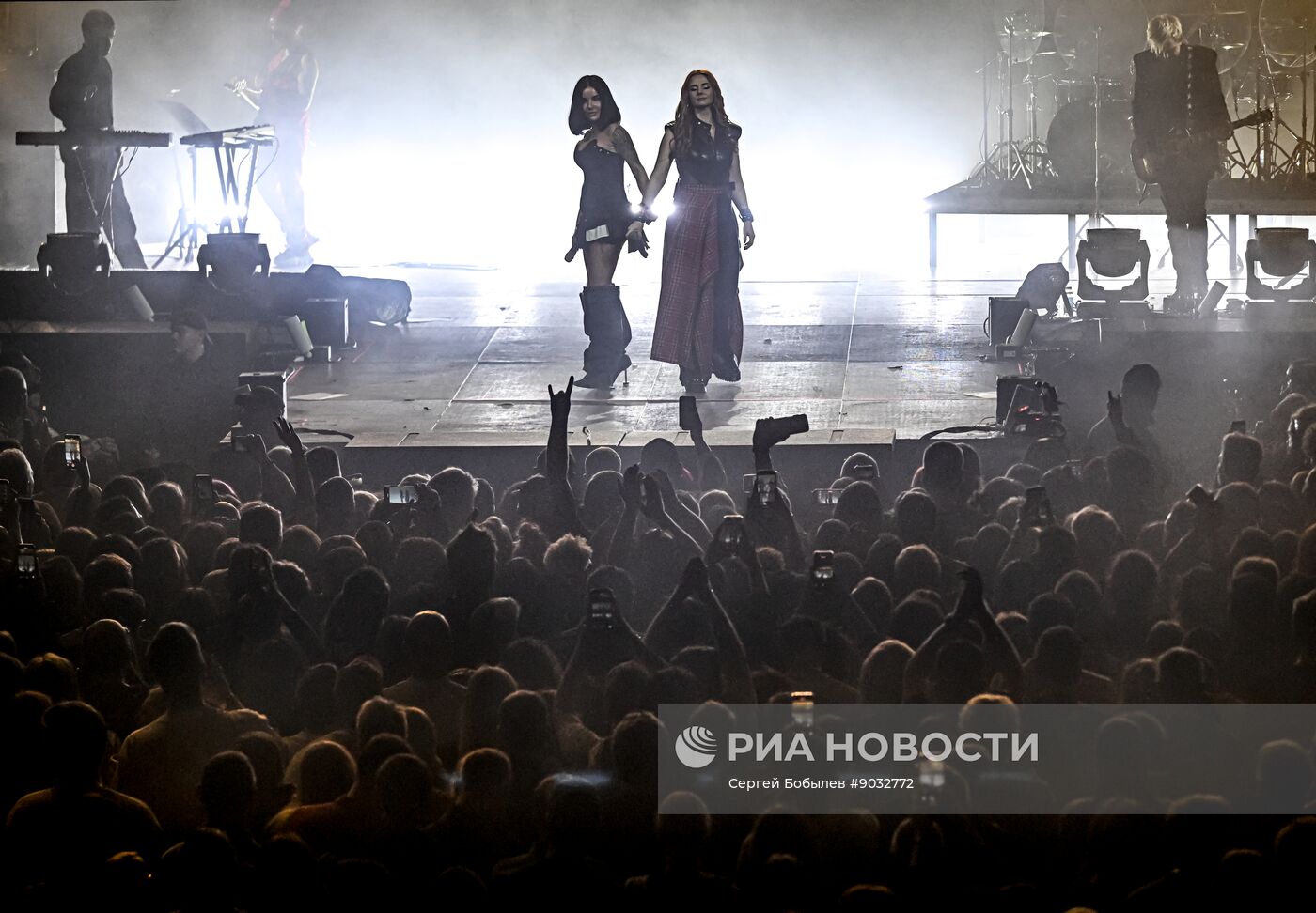 Концерт группы t.A.T.u. в Москве