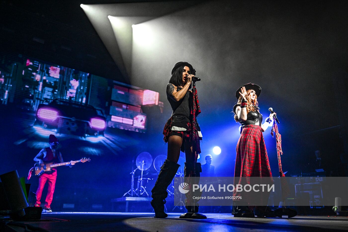 Концерт группы t.A.T.u. в Москве