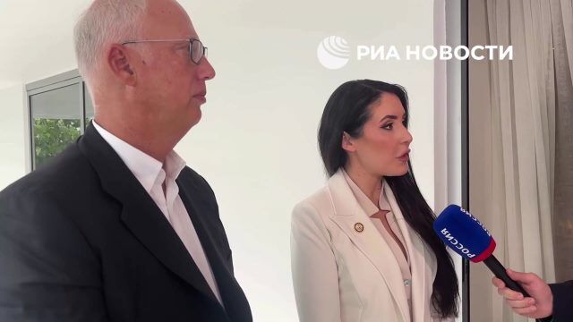 Член палаты представителей США Луна о готовности посетить Москву