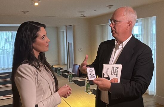 Спецпредставитель президента РФ К. Дмитриев встретился с конгрессвумен США А. П. Луной