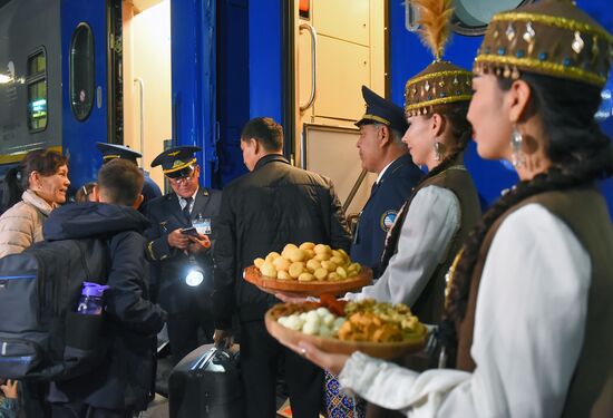 Возобновление ЖД сообщения между Алма-Той и Москвой