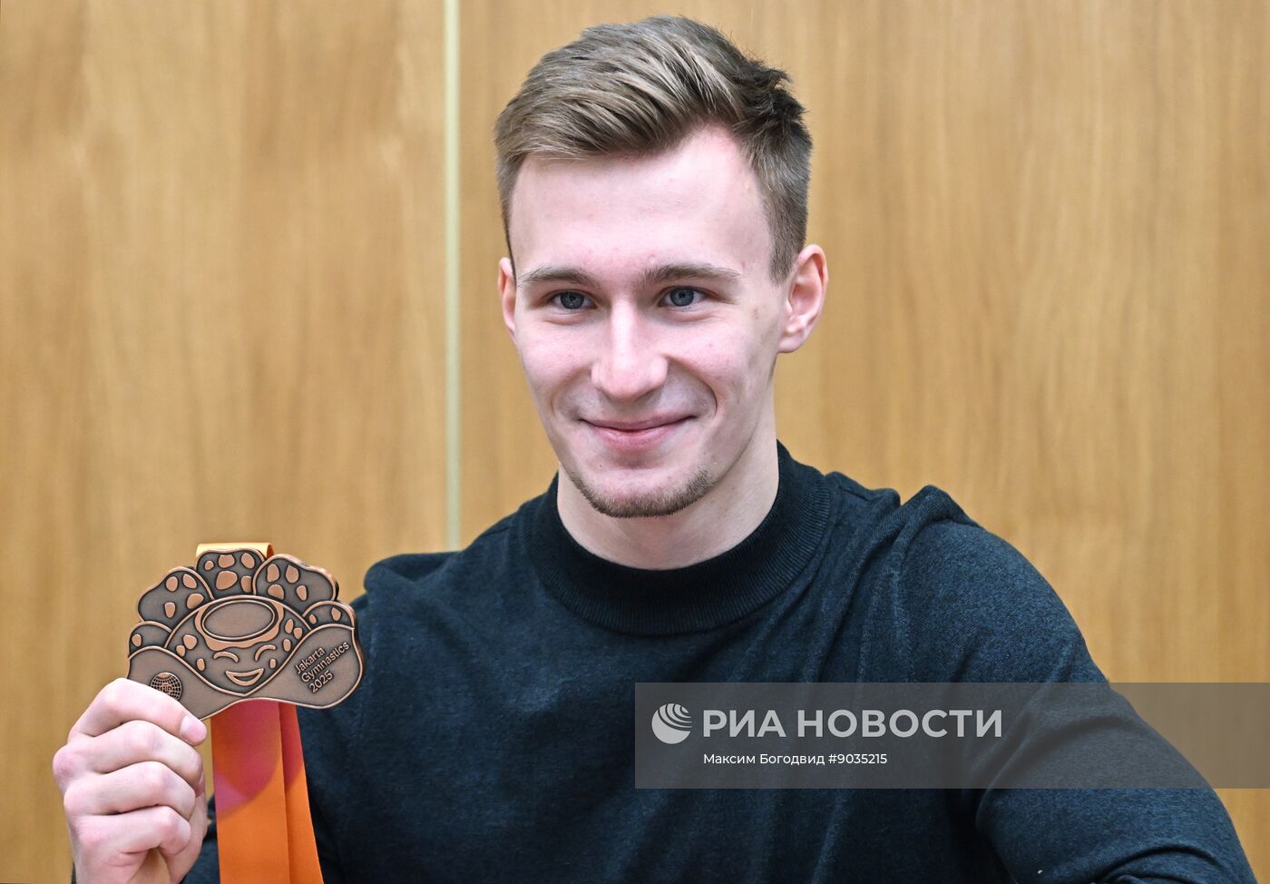 Чествование призера ЧМ гимнаста Маринова в Казани