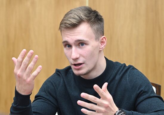 Чествование призера ЧМ гимнаста Маринова в Казани