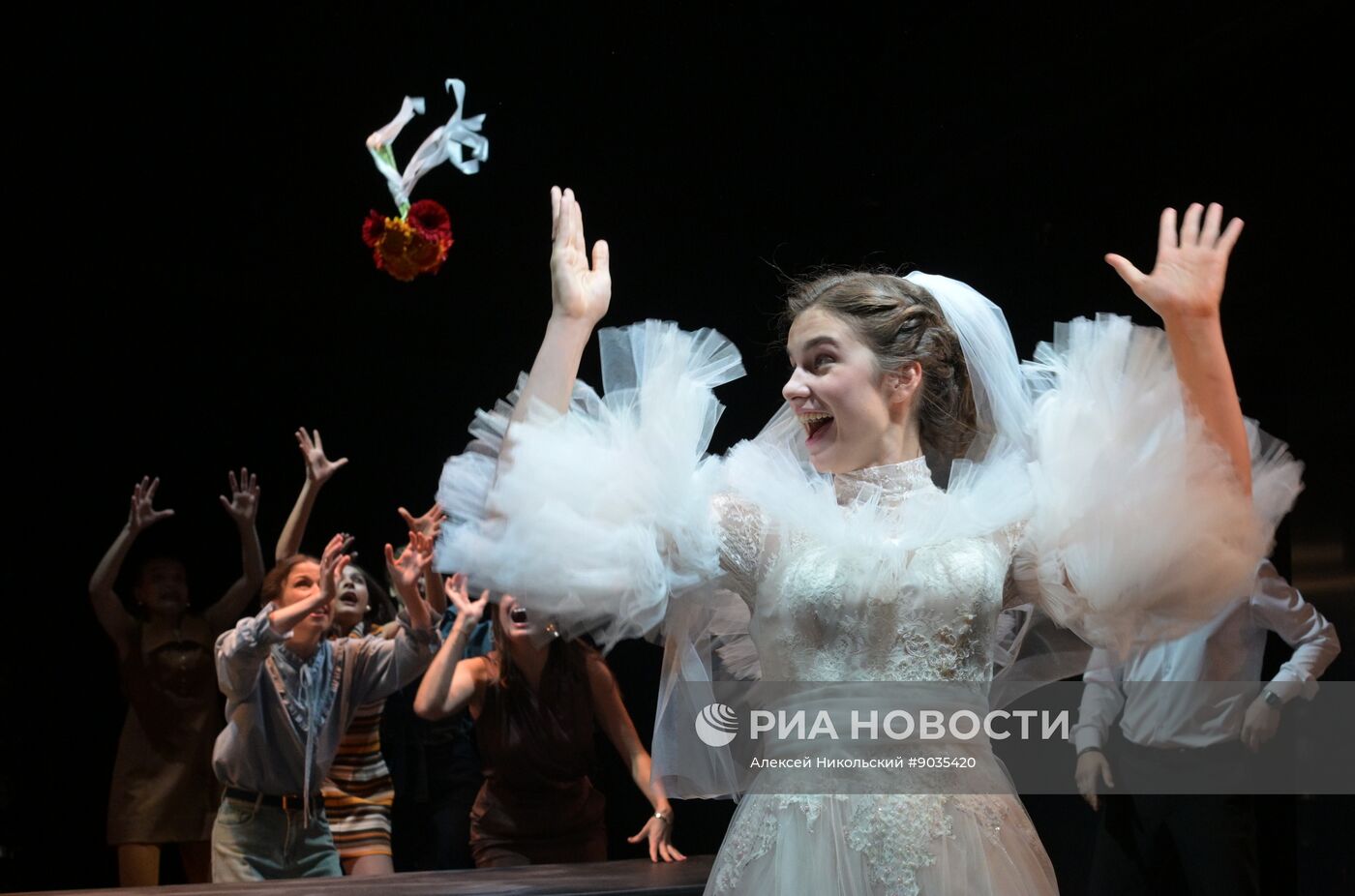 Спектакль "С любимыми не расставайтесь" в Театре Олега Табакова