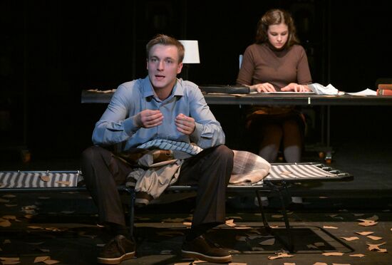 Спектакль "С любимыми не расставайтесь" в Театре Олега Табакова