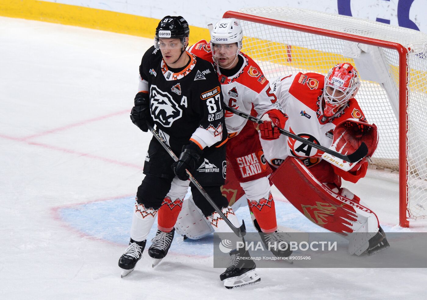 Хоккей. КХЛ. "Трактор" (Челябинск) - "Автомобилист" (Екатеринбург)