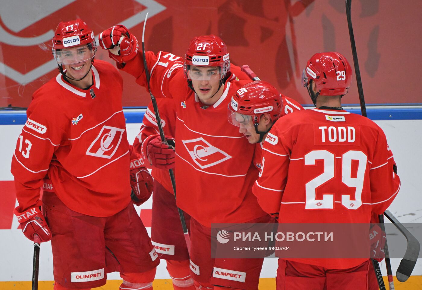 Хоккей. КХЛ. "Спартак" (Москва) - ЦСКА (Москва)