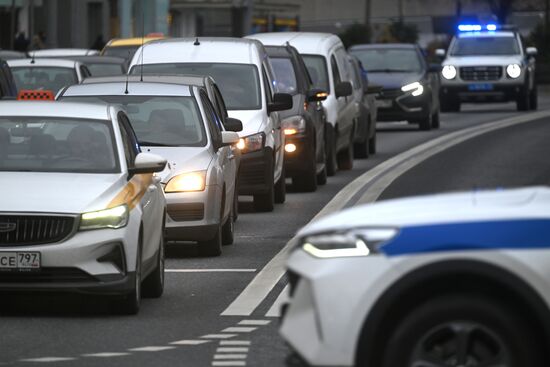 Движение транспорта в Москве