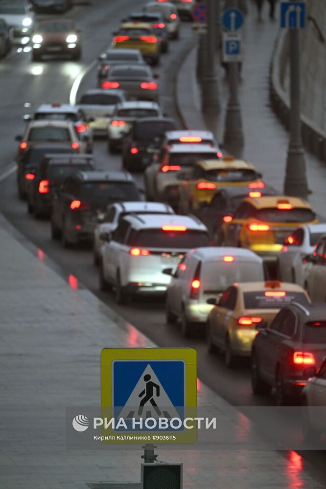 Движение транспорта в Москве