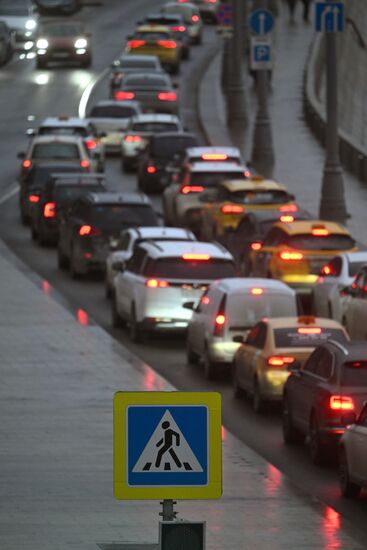 Движение транспорта в Москве