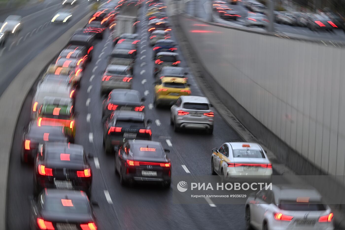 Движение транспорта в Москве