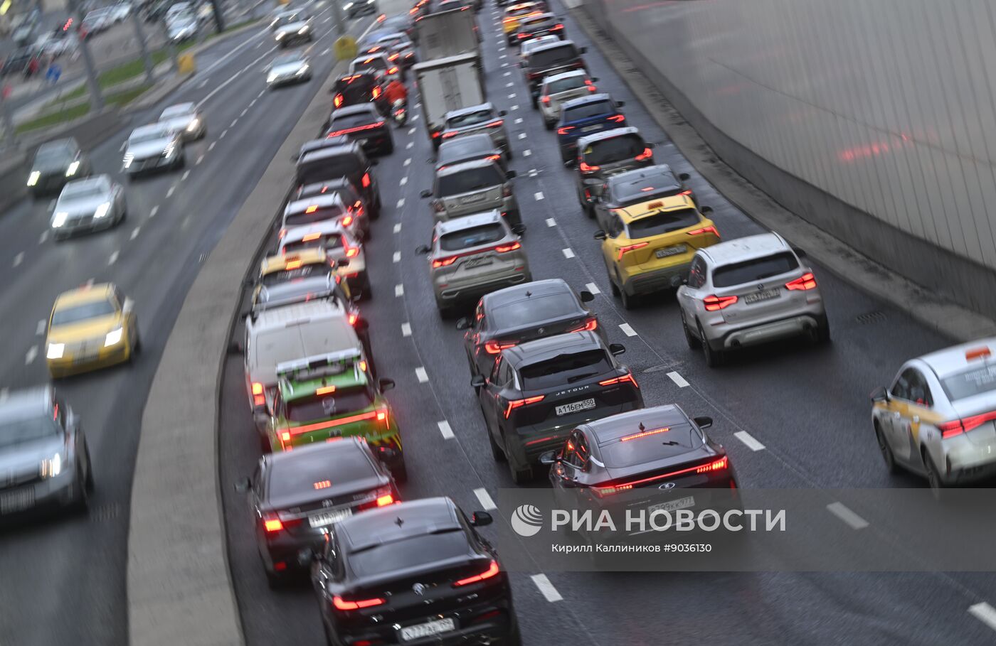 Движение транспорта в Москве