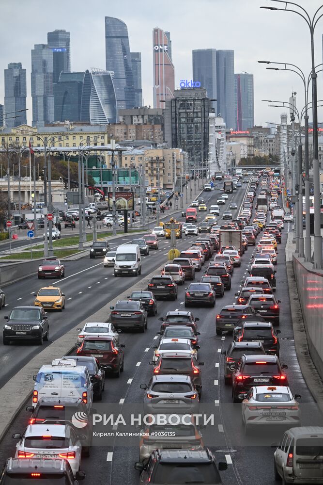 Движение транспорта в Москве