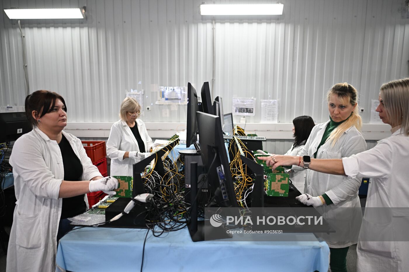 Производство роутеров на заводе "Электра" в Москве