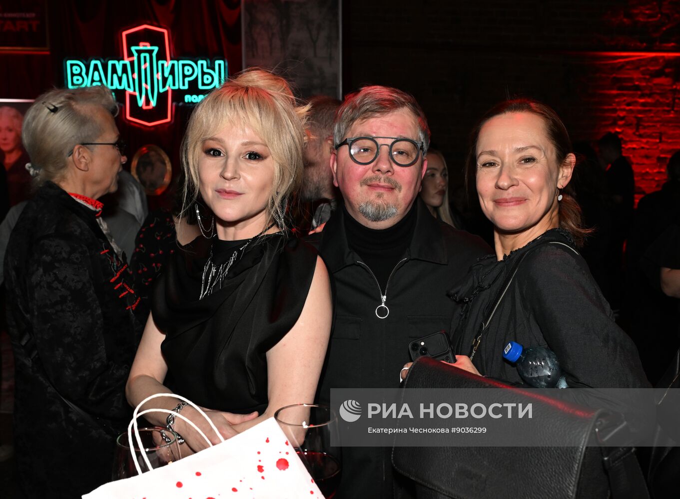 Премьера третьего сезона сериала "Вампиры средней полосы"