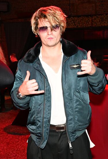 Премьера третьего сезона сериала "Вампиры средней полосы"