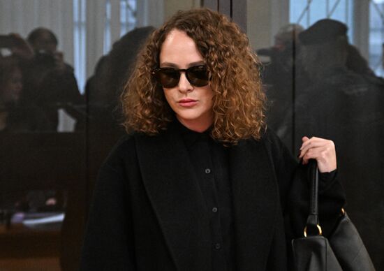 Суд по делу актрисы Аглаи Тарасовой о контрабанде наркотиков