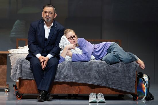 Спектакль "В Москву!" в Театре на Малой Ордынке