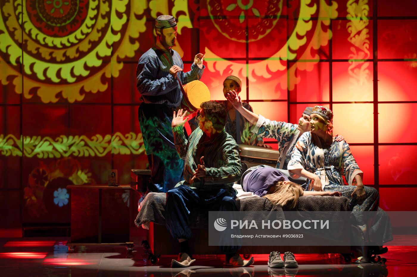 Спектакль "В Москву!" в Театре на Малой Ордынке