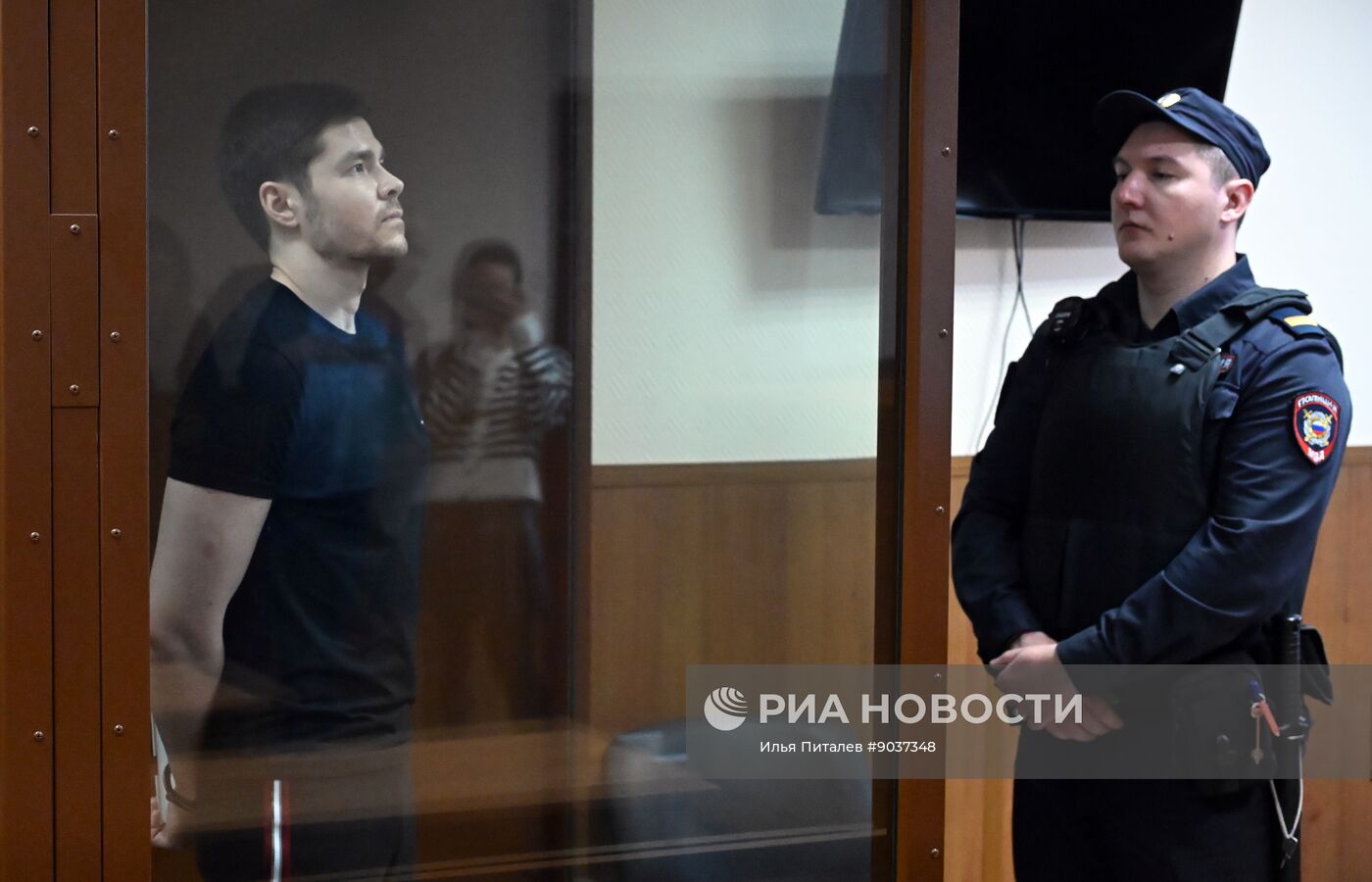 Оглашение приговора блогеру А. Шабутдинову