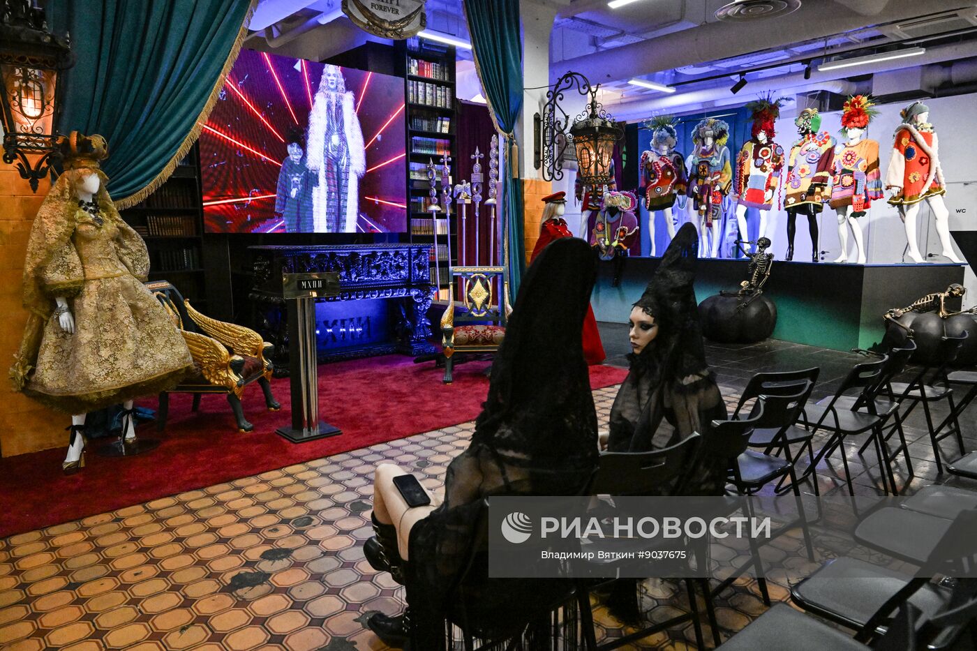 Костюмированный показ "Велесова ночь"