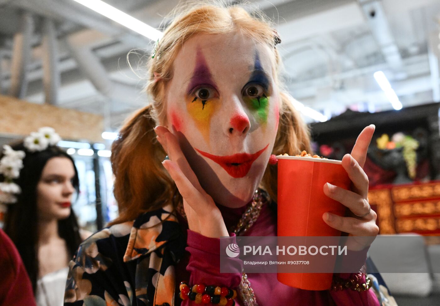 Костюмированный показ "Велесова ночь"