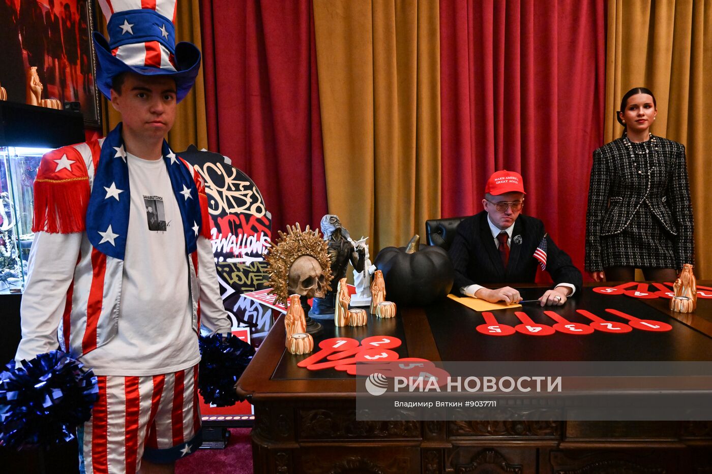 Костюмированный показ "Велесова ночь"