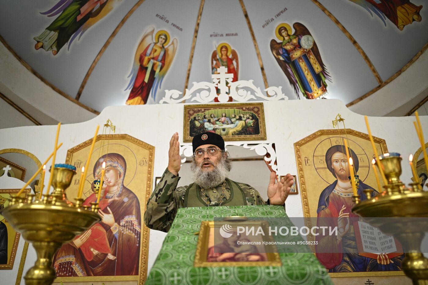 Богослужение в пункте временной дислокации группировки "Центр" в зоне СВО