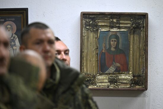 Богослужение в пункте временной дислокации группировки "Центр" в зоне СВО