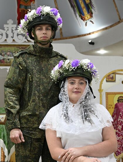 Венчание военнослужащего группировки "Центр" в зоне СВО