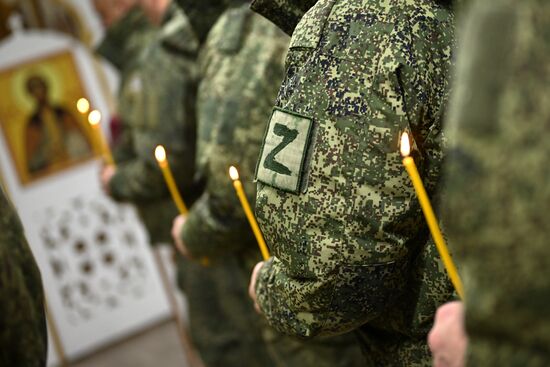 Богослужение в пункте временной дислокации группировки "Центр" в зоне СВО