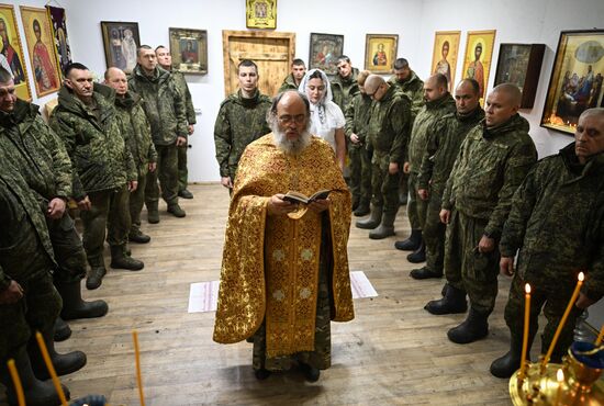 Венчание военнослужащего группировки "Центр" в зоне СВО