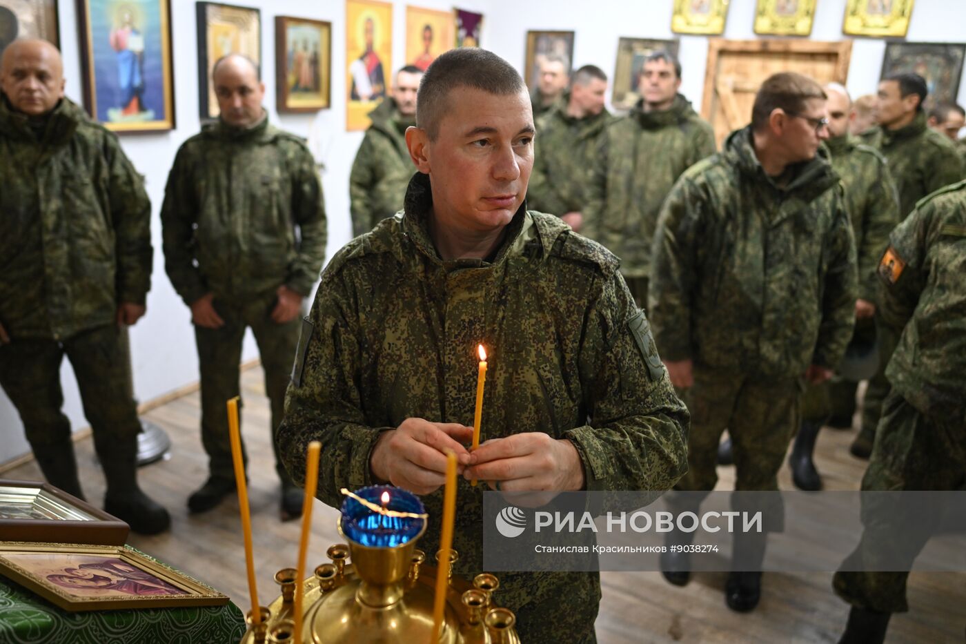 Богослужение в пункте временной дислокации группировки "Центр" в зоне СВО