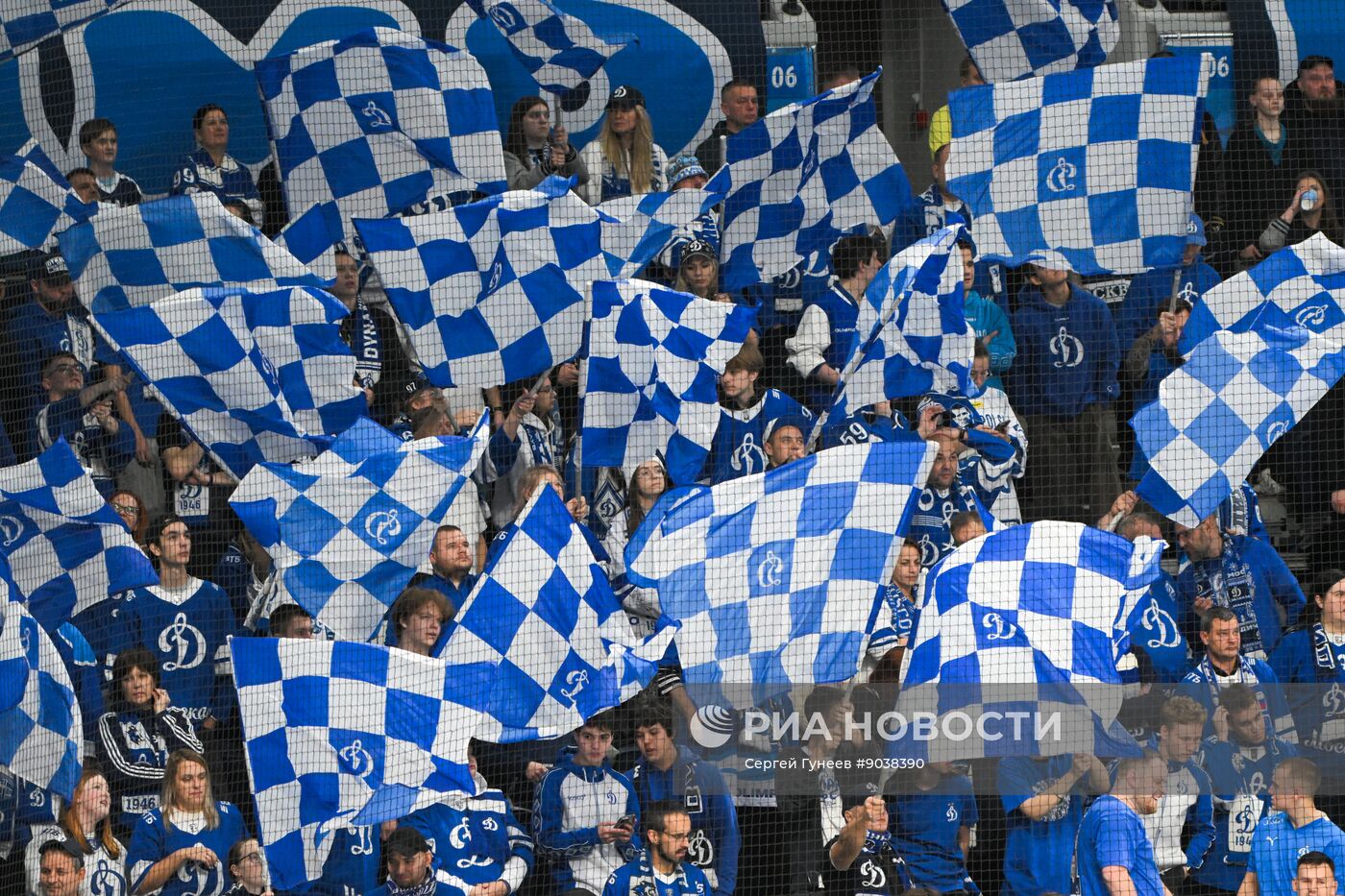 Хоккей. КХЛ. "Динамо" (Москва) – ЦСКА (Москва)