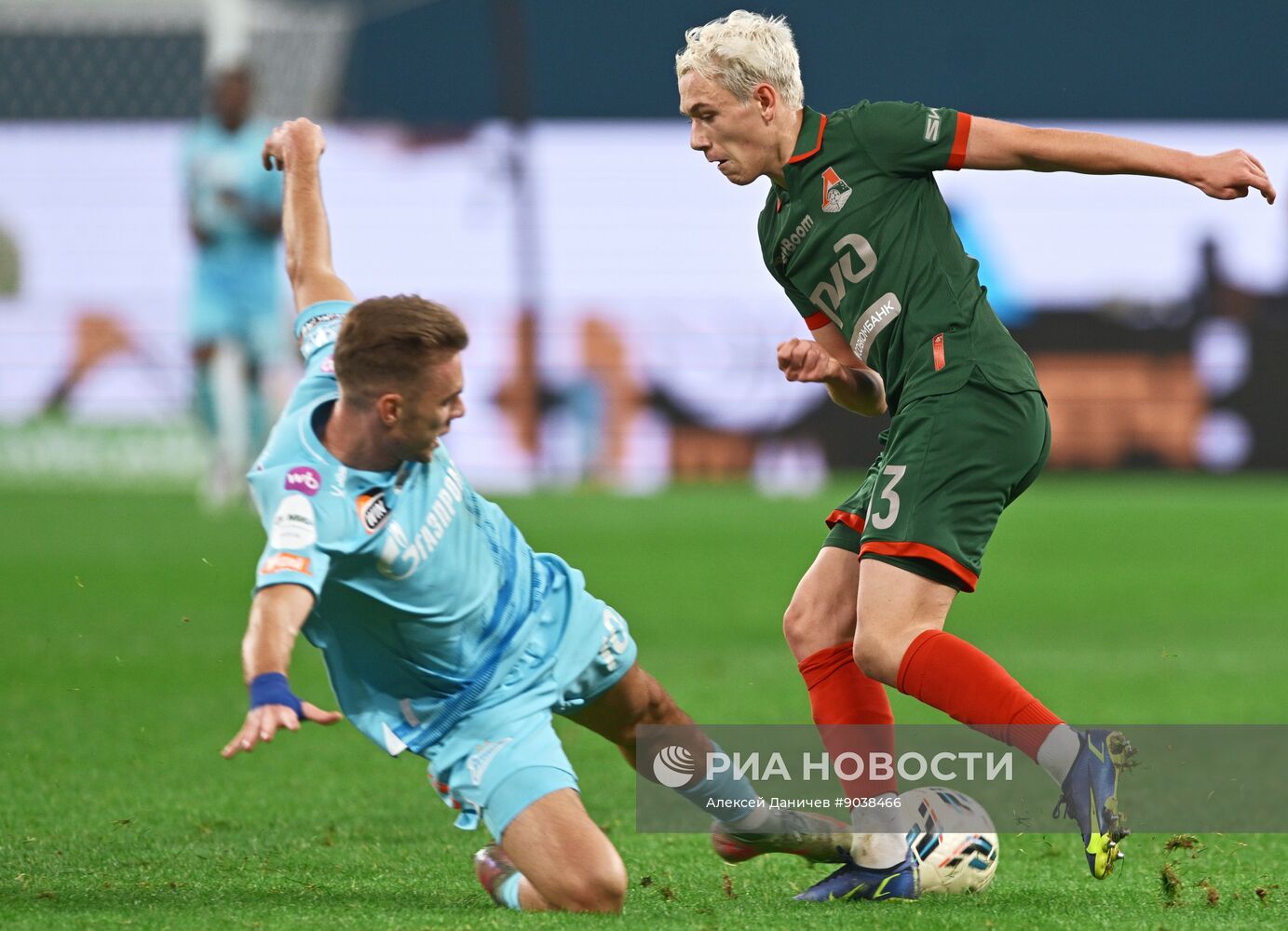 Футбол. РПЛ. "Зенит" (Санкт-Петербург) - "Локомотив" (Москва)