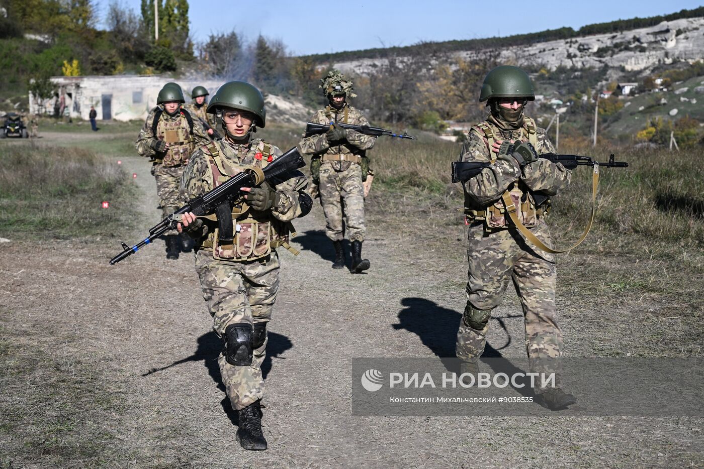 Учебно-полевые сборы в школе юных командиров "Шторм-Крым 2025"