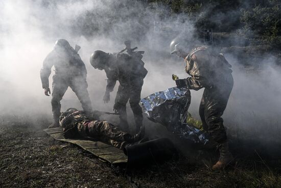 Учебно-полевые сборы в школе юных командиров "Шторм-Крым 2025"