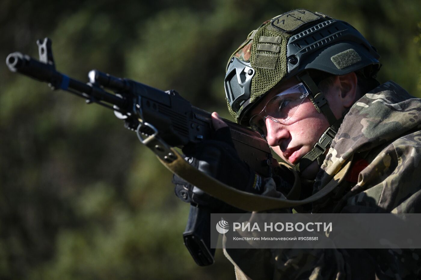 Учебно-полевые сборы в школе юных командиров "Шторм-Крым 2025"