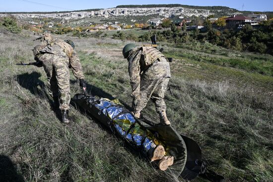 Учебно-полевые сборы в школе юных командиров "Шторм-Крым 2025"