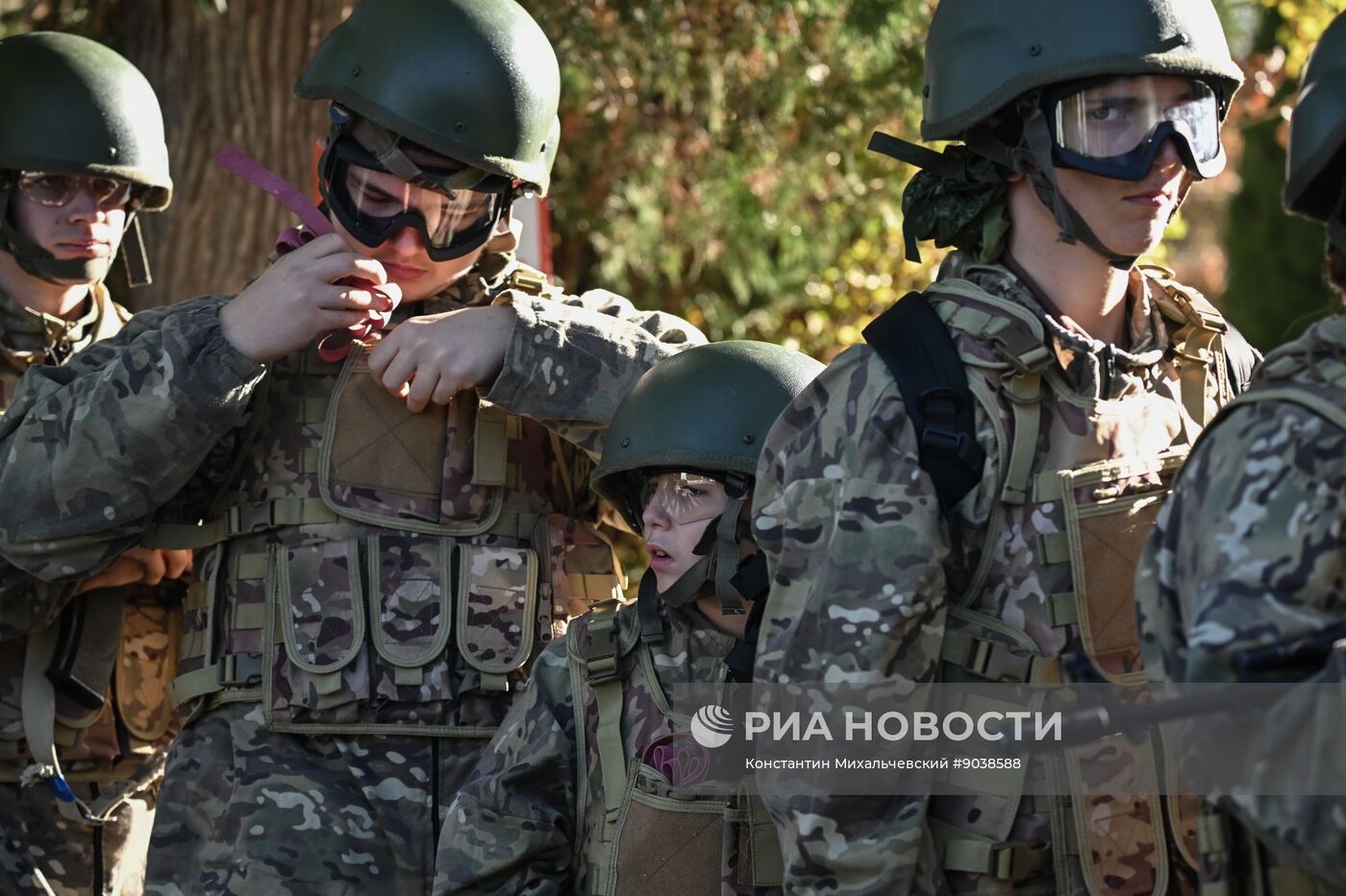 Учебно-полевые сборы в школе юных командиров "Шторм-Крым 2025"