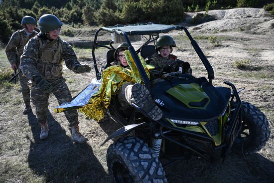 Учебно-полевые сборы в школе юных командиров "Шторм-Крым 2025"