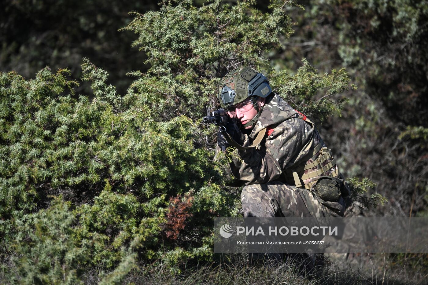 Учебно-полевые сборы в школе юных командиров "Шторм-Крым 2025"