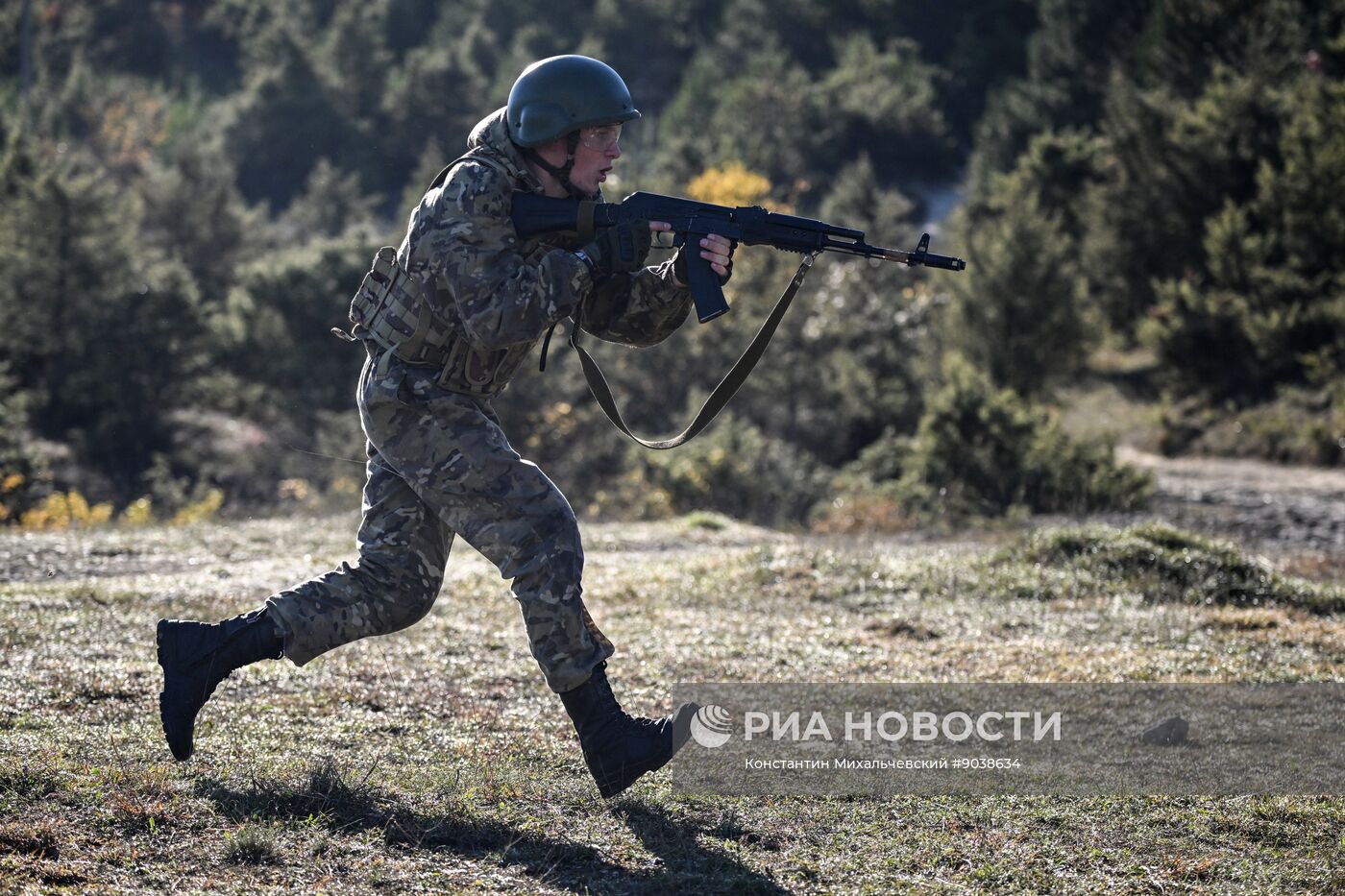 Учебно-полевые сборы в школе юных командиров "Шторм-Крым 2025"