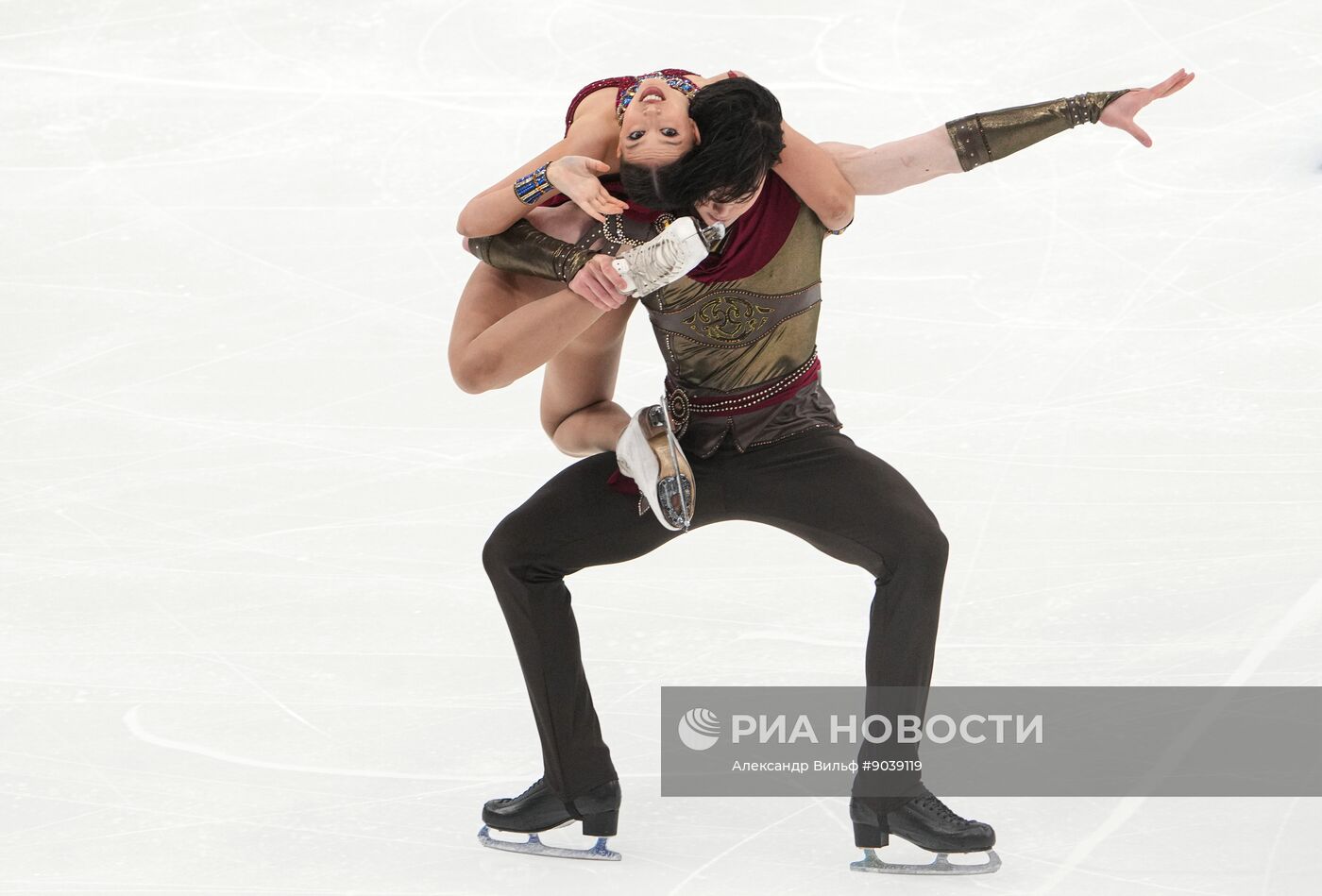 Фигурное катание: Гран-при России. 2 этап. Танцы на льду. Произвольный танец