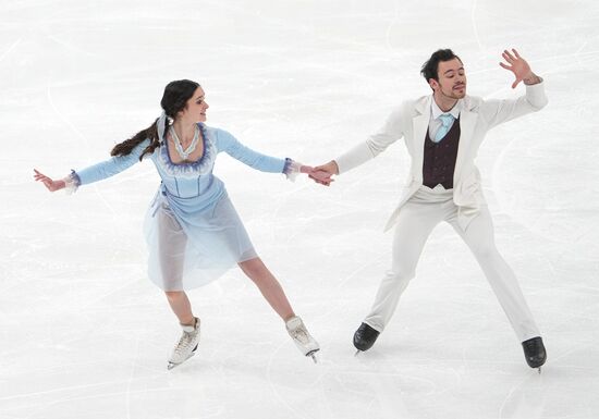 Фигурное катание: Гран-при России. 2 этап. Танцы на льду. Произвольный  танец