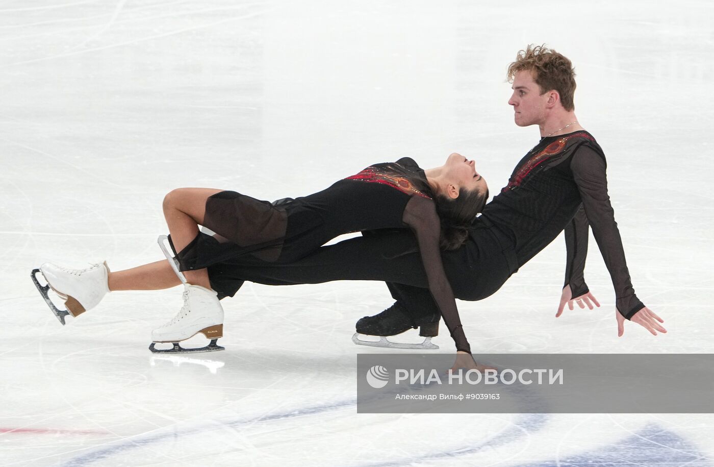 Фигурное катание: Гран-при России. 2 этап. Танцы на льду. Произвольный танец