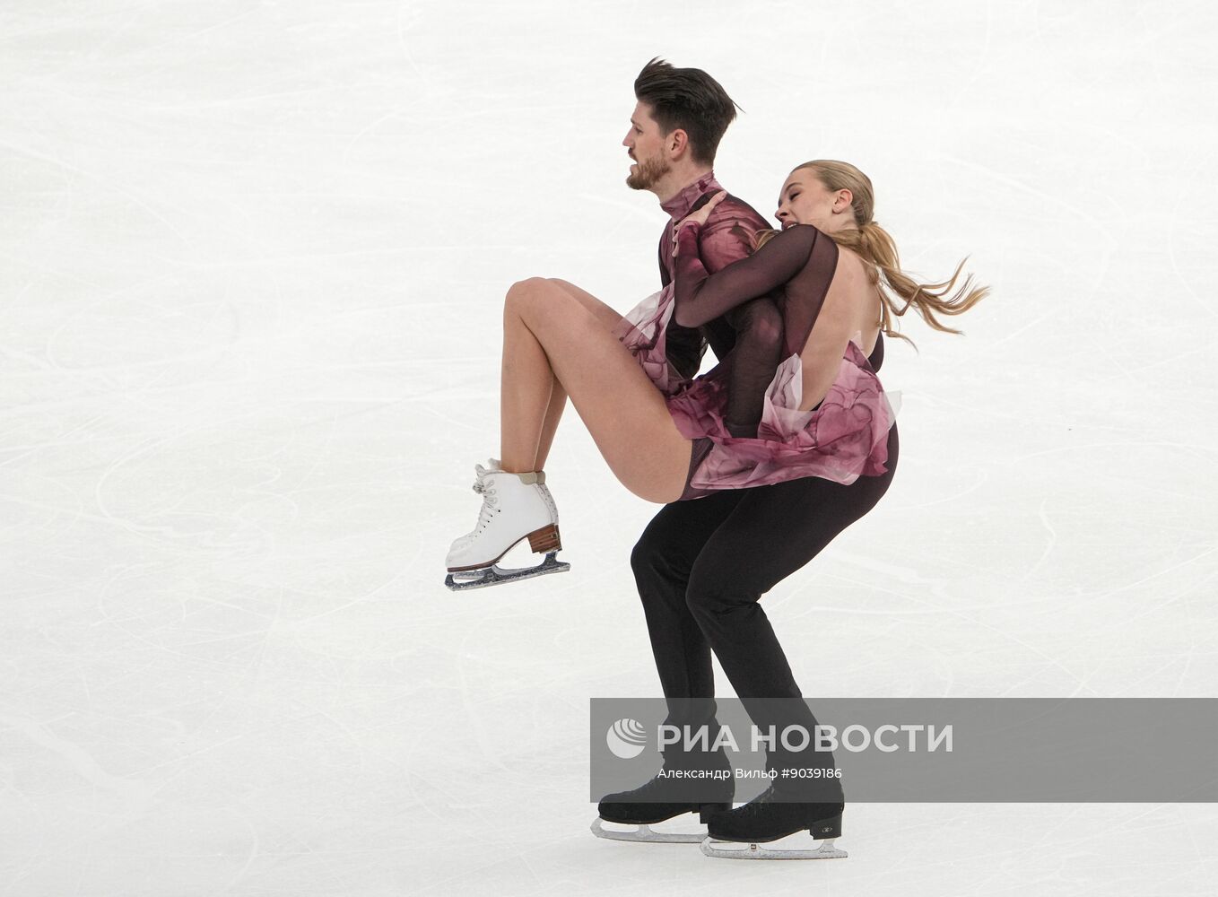 Фигурное катание: Гран-при России. 2 этап. Танцы на льду. Произвольный танец