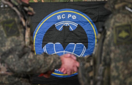 Награждение военных разведчиков группировки войск "Центр"